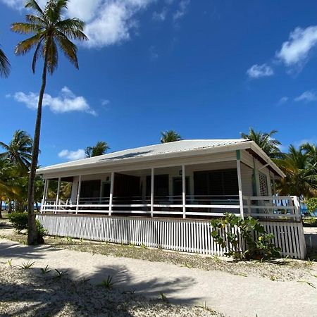 Pelican Beach Resort South Water Caye Dangriga Kültér fotó