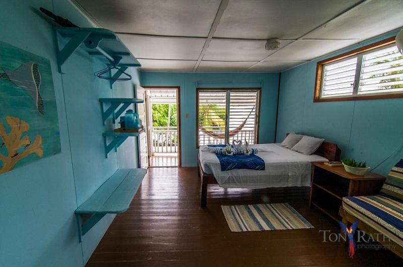 Pelican Beach Resort South Water Caye Dangriga Kültér fotó